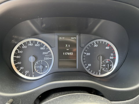 Mercedes-Benz Vito 111 CDI Functional Lang L2H1 / vaste prijs rijklaar € 18.950 ex btw / lease vanaf € 319 / euro 6 / bpm vrij / dubbele schuifdeur ! / airco / cruise / navi / camera / trekhaak