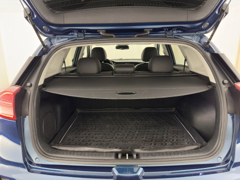 Kia Niro 1.6 GDi Hybrid ExecutiveLine (INCL-BTW) Aut. *PANO | LEATHER | FULL-LED | NAVI-FULLMAP | DIGI-COCKPIT | HEATED-COMFORTSEATS | CAMERA | DAB+ | KEYLESS | ECC | SHIFTPADDLES | ADAPTIVE-CRUISE | LANE-ASSIST | TOWBAR | 18"ALU