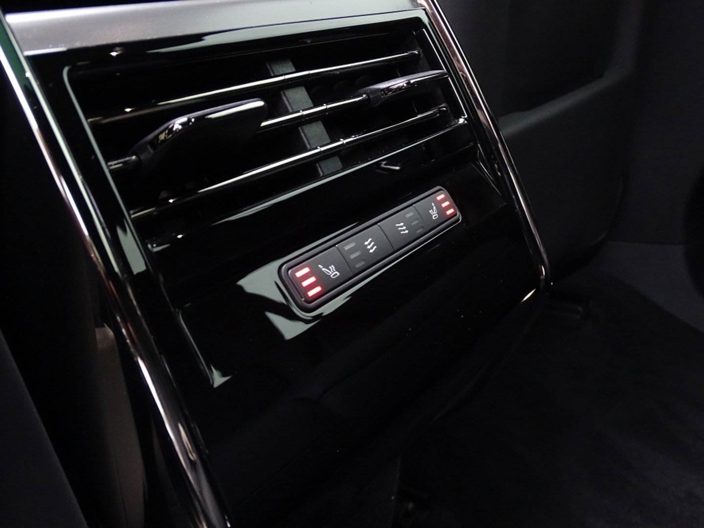 Land Rover Range Rover Sport P460e R-Dynamic HSE / Meridian / 2025 / 360°
