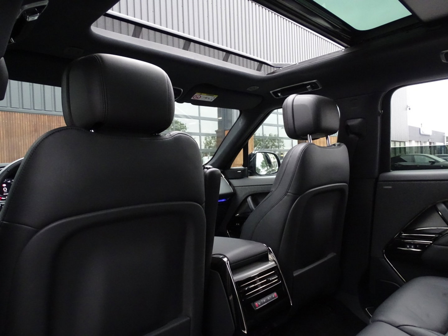 Land Rover Range Rover Sport P460e R-Dynamic HSE / Meridian / 2025 / 360°