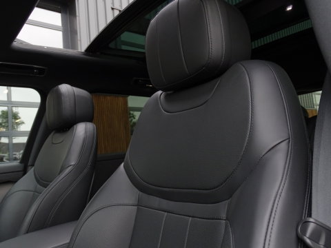 Land Rover Range Rover Sport P460e R-Dynamic HSE / Meridian / 2025 / 360°