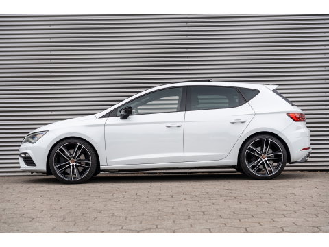 SEAT Leon 2.0 TSI CUPRA PANORAMA BEATS VIRTUAL APPLE CARPLAY