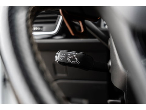 SEAT Leon 2.0 TSI CUPRA PANORAMA BEATS VIRTUAL APPLE CARPLAY