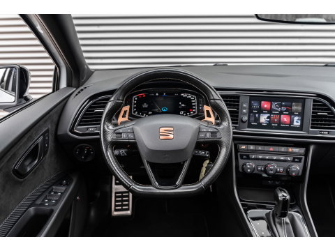 SEAT Leon 2.0 TSI CUPRA PANORAMA BEATS VIRTUAL APPLE CARPLAY