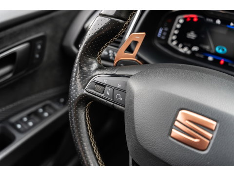 SEAT Leon 2.0 TSI CUPRA PANORAMA BEATS VIRTUAL APPLE CARPLAY