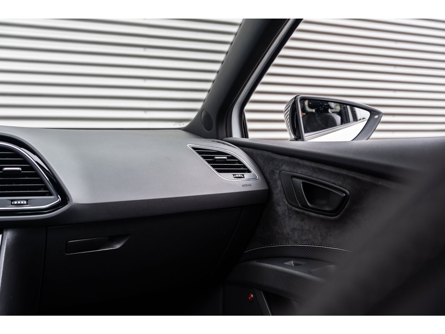 SEAT Leon 2.0 TSI CUPRA PANORAMA BEATS VIRTUAL APPLE CARPLAY