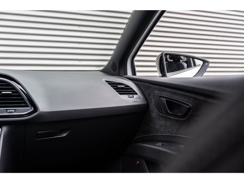SEAT Leon 2.0 TSI CUPRA PANORAMA BEATS VIRTUAL APPLE CARPLAY