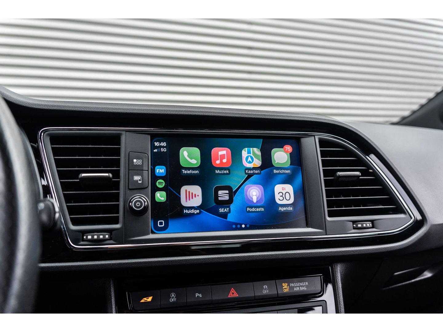 SEAT Leon 2.0 TSI CUPRA PANORAMA BEATS VIRTUAL APPLE CARPLAY