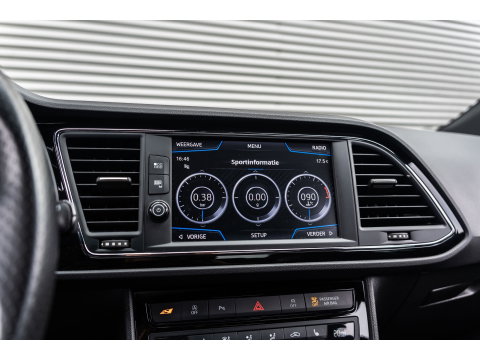 SEAT Leon 2.0 TSI CUPRA PANORAMA BEATS VIRTUAL APPLE CARPLAY