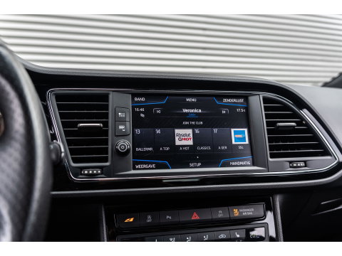 SEAT Leon 2.0 TSI CUPRA PANORAMA BEATS VIRTUAL APPLE CARPLAY