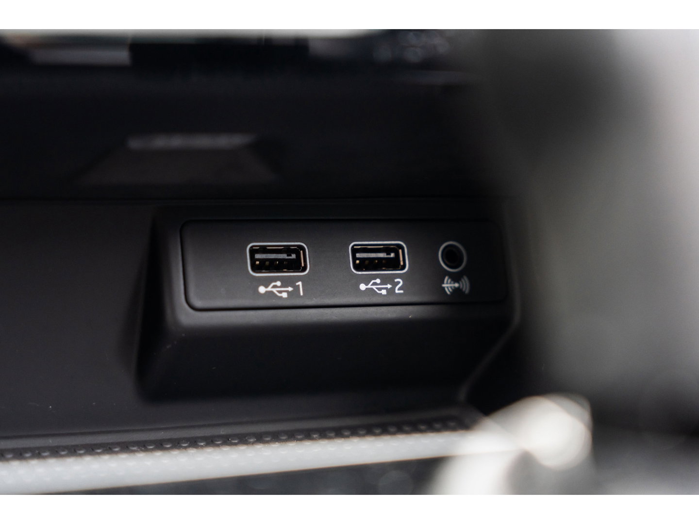 SEAT Leon 2.0 TSI CUPRA PANORAMA BEATS VIRTUAL APPLE CARPLAY