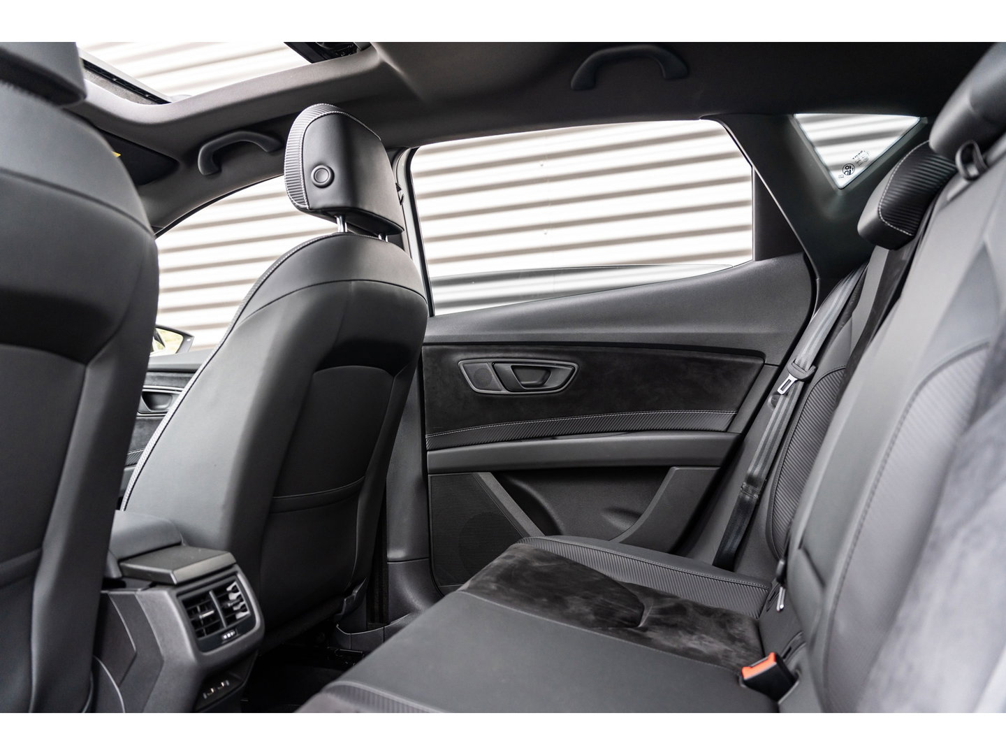 SEAT Leon 2.0 TSI CUPRA PANORAMA BEATS VIRTUAL APPLE CARPLAY