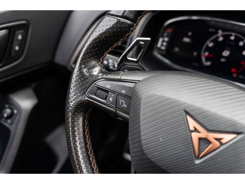 CUPRA Ateca 2.0 TSI 4DRIVE LIMITED AKRA CARBON PANO BREMBO