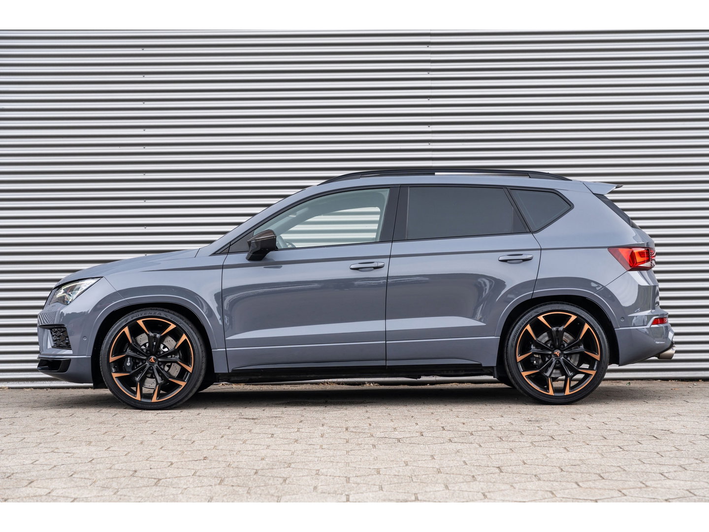 CUPRA Ateca 2.0 TSI 4DRIVE LIMITED AKRA CARBON PANO BREMBO