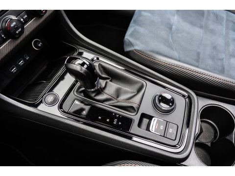 CUPRA Ateca 2.0 TSI 4DRIVE LIMITED AKRA CARBON PANO BREMBO