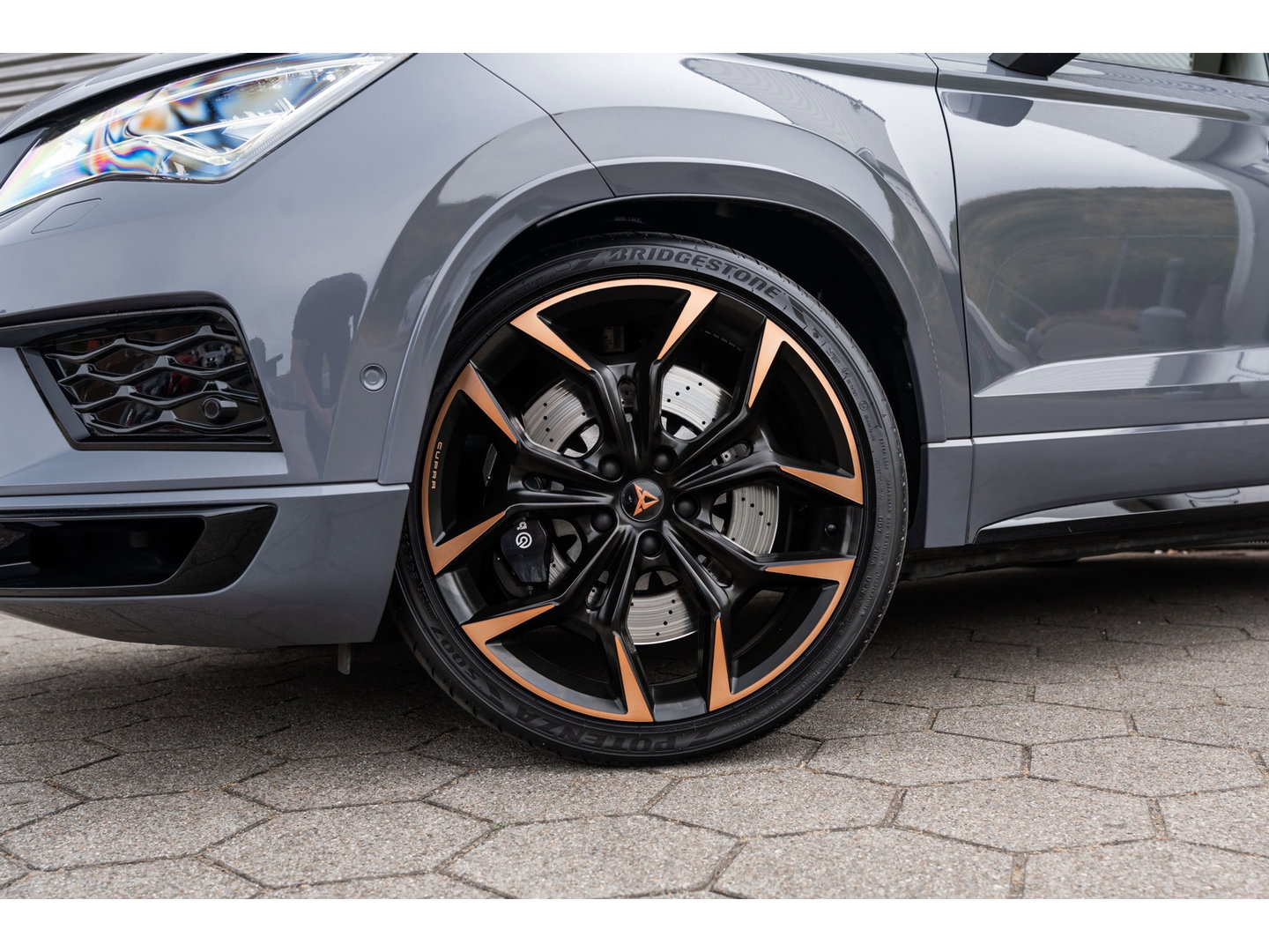 CUPRA Ateca 2.0 TSI 4DRIVE LIMITED AKRA CARBON PANO BREMBO