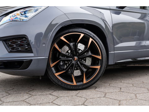 CUPRA Ateca 2.0 TSI 4DRIVE LIMITED AKRA CARBON PANO BREMBO