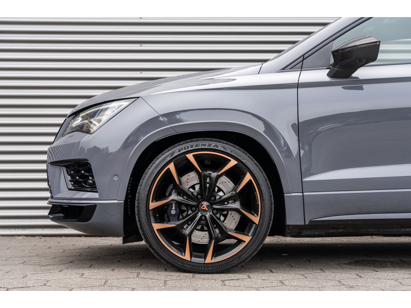 CUPRA Ateca 2.0 TSI 4DRIVE LIMITED AKRA CARBON PANO BREMBO