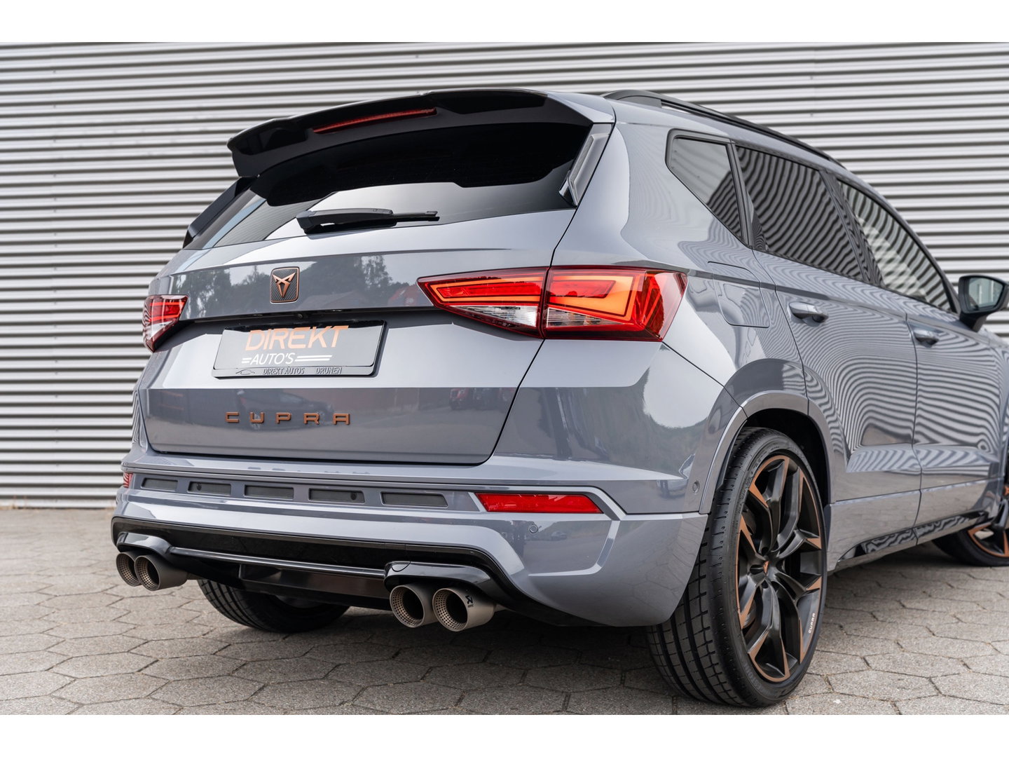 CUPRA Ateca 2.0 TSI 4DRIVE LIMITED AKRA CARBON PANO BREMBO