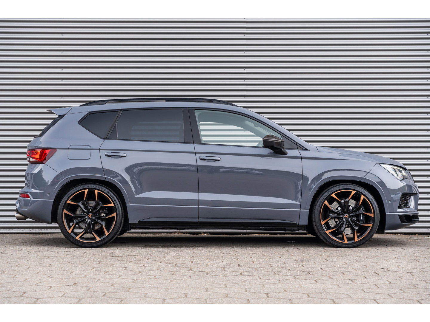 CUPRA Ateca 2.0 TSI 4DRIVE LIMITED AKRA CARBON PANO BREMBO