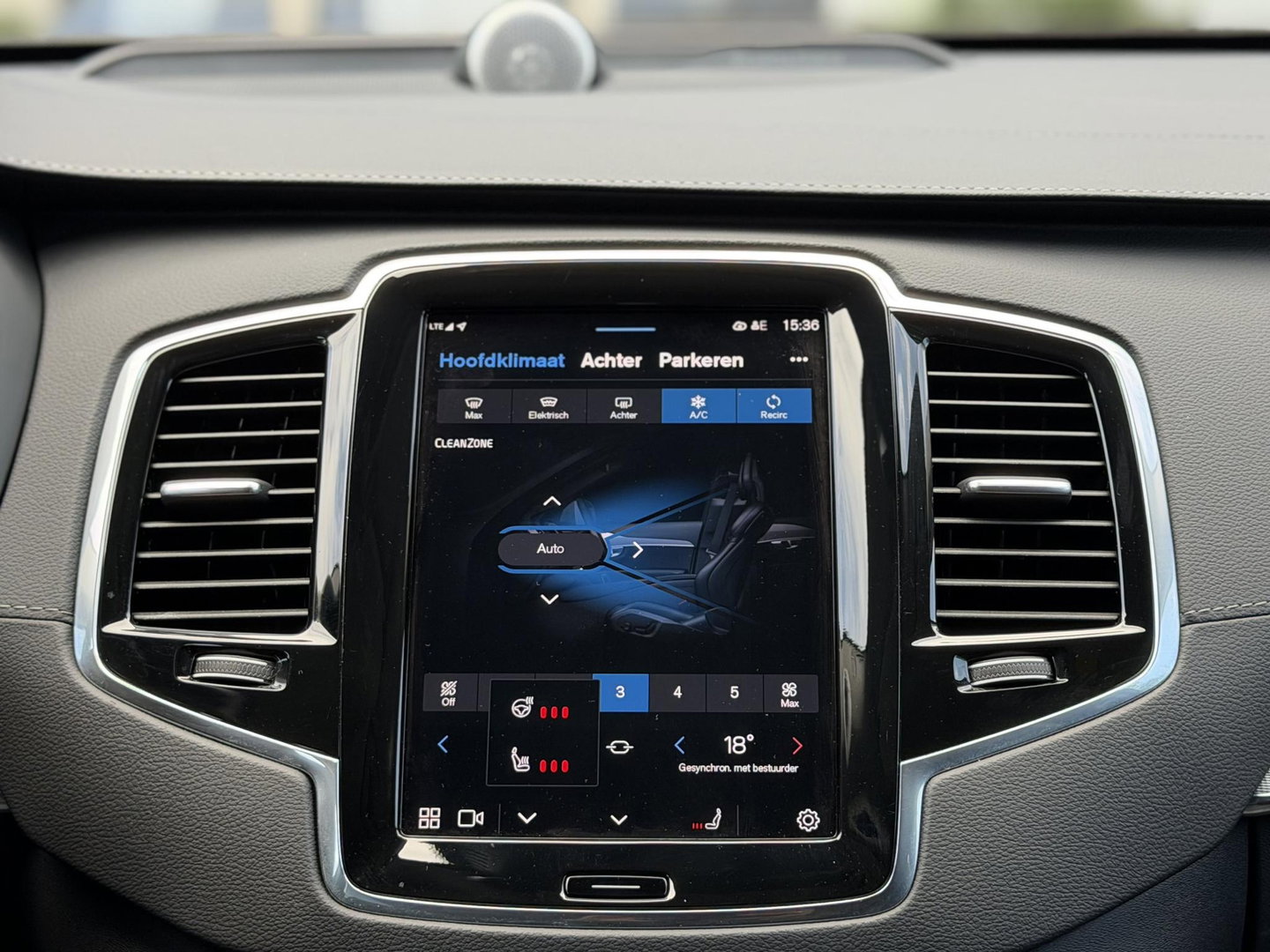 Volvo XC90 2.0 T8 Plug-in hybrid AWD Plus Dark 7P|B&W|360CAM|Pilot Assist|Trekhaak|22"