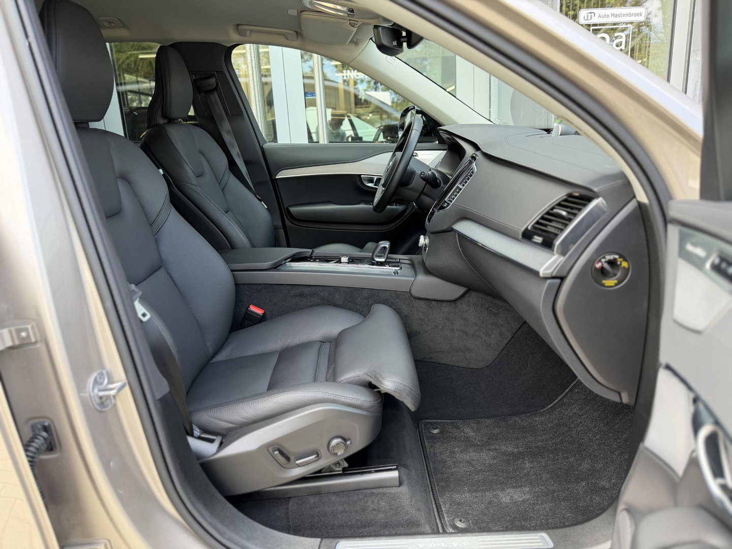 Volvo XC90 2.0 T8 Plug-in hybrid AWD Plus Dark 7P|B&W|360CAM|Pilot Assist|Trekhaak|22"