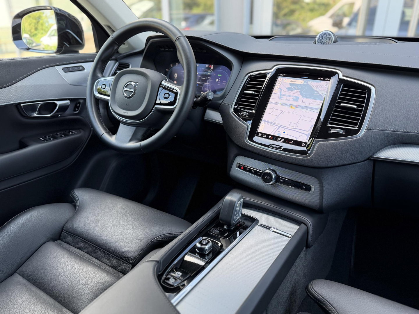 Volvo XC90 2.0 T8 Plug-in hybrid AWD Plus Dark 7P|B&W|360CAM|Pilot Assist|Trekhaak|22"