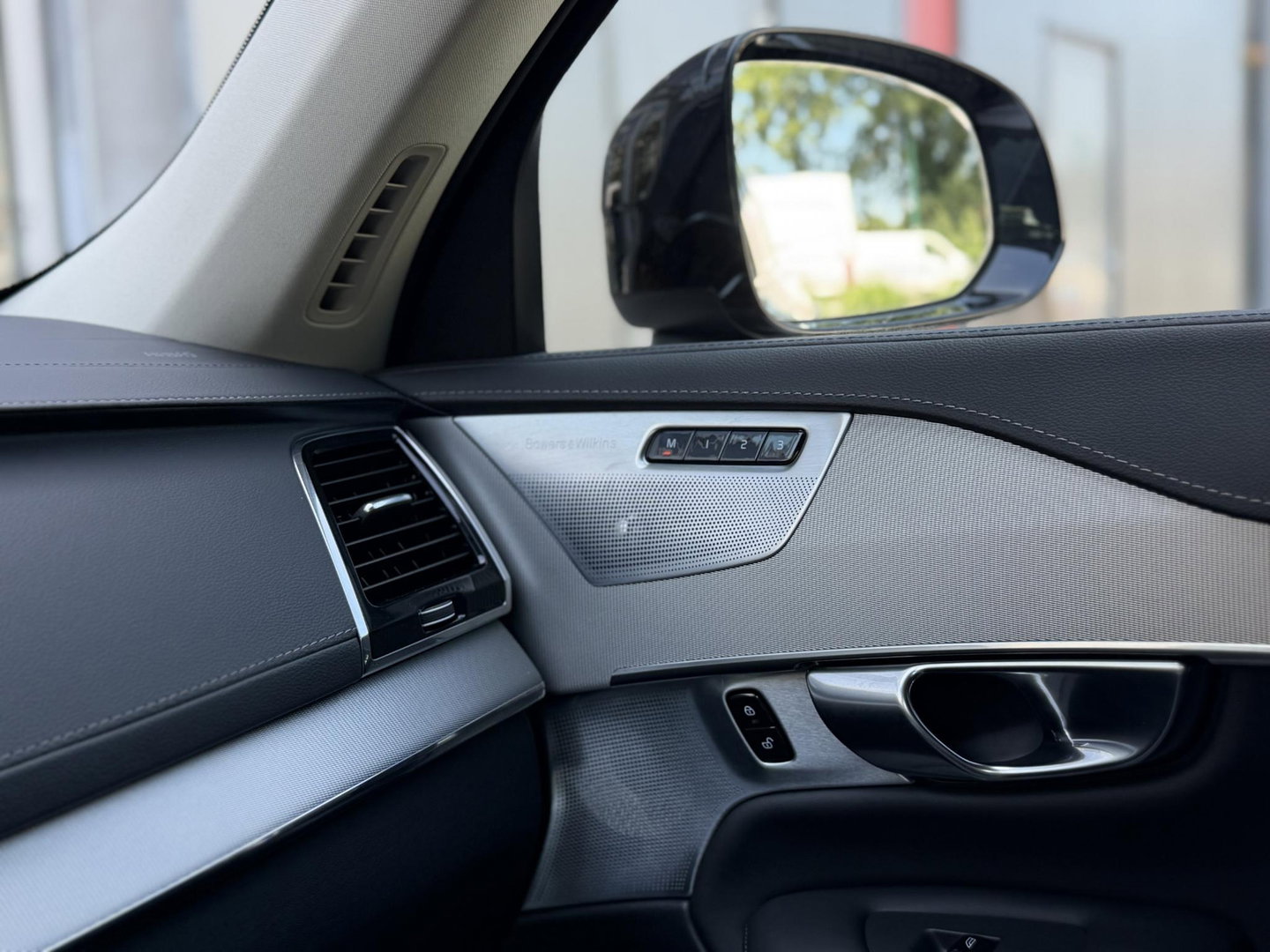 Volvo XC90 2.0 T8 Plug-in hybrid AWD Plus Dark 7P|B&W|360CAM|Pilot Assist|Trekhaak|22"