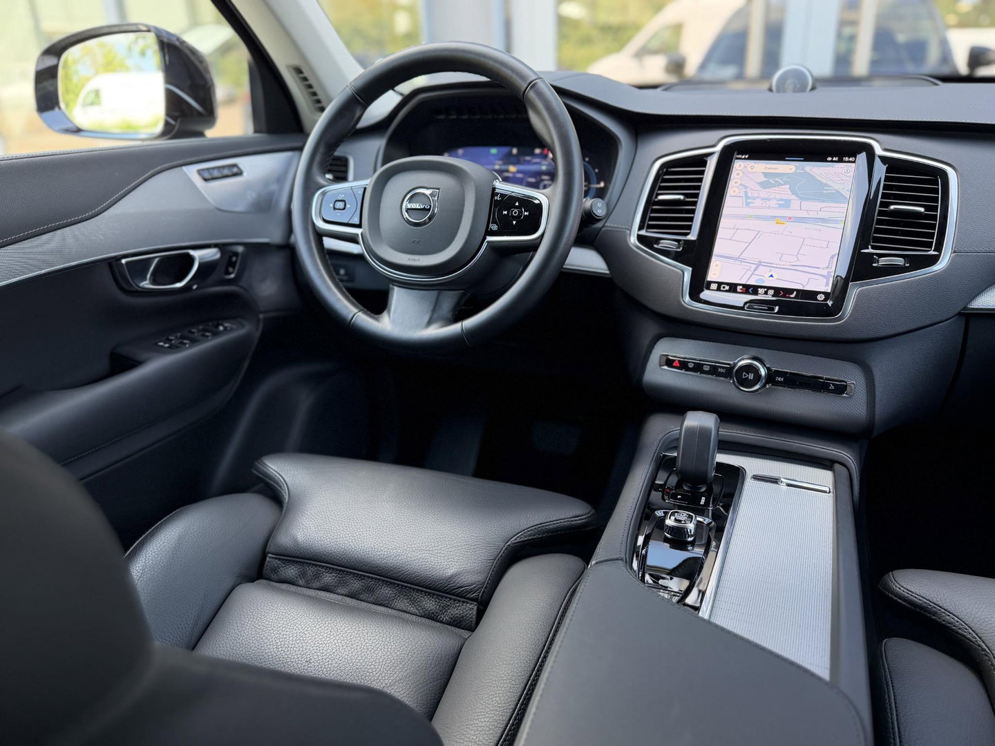 Volvo XC90 2.0 T8 Plug-in hybrid AWD Plus Dark 7P|B&W|360CAM|Pilot Assist|Trekhaak|22"