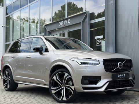 Volvo XC90 2.0 T8 Plug-in hybrid AWD Plus Dark 7P|B&W|360CAM|Pilot Assist|Trekhaak|22"