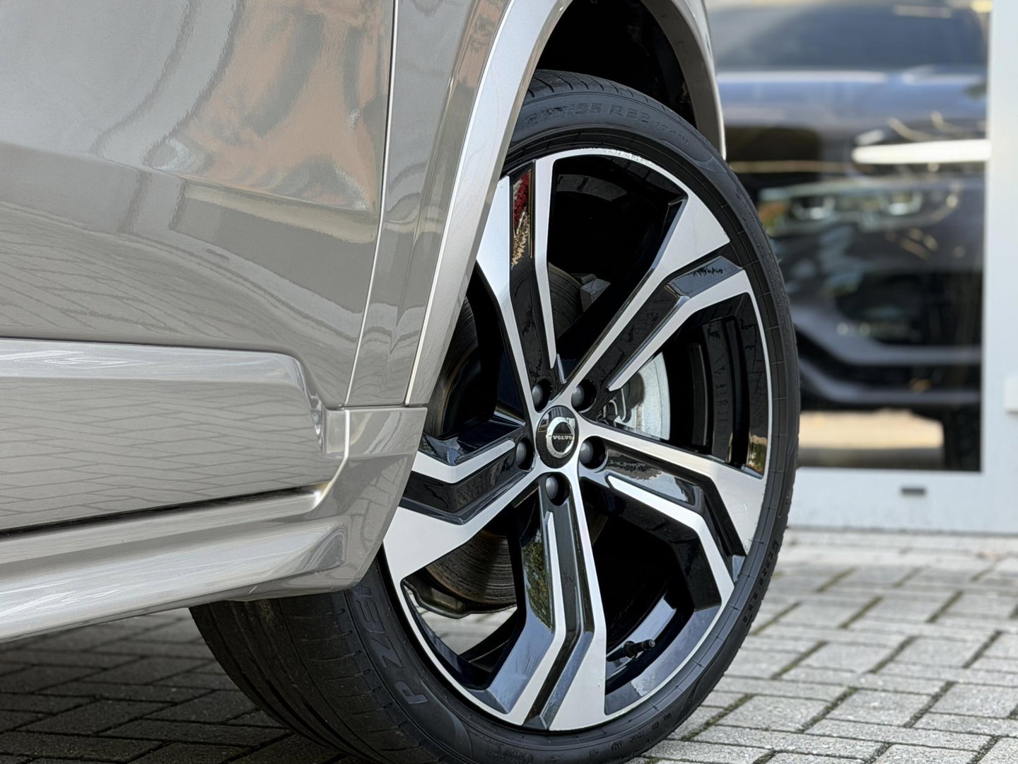 Volvo XC90 2.0 T8 Plug-in hybrid AWD Plus Dark 7P|B&W|360CAM|Pilot Assist|Trekhaak|22"