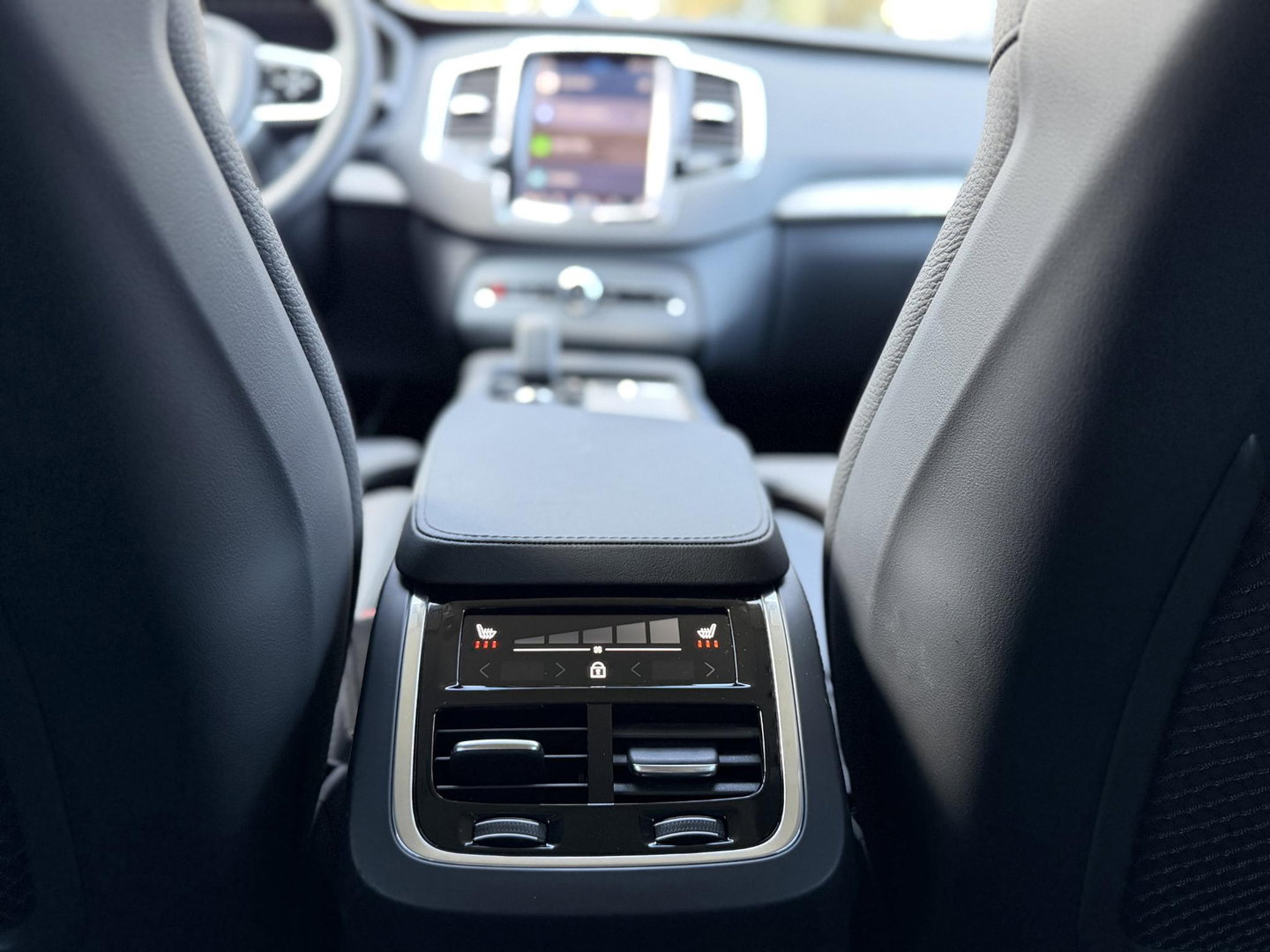 Volvo XC90 2.0 T8 Plug-in hybrid AWD Plus Dark 7P|B&W|360CAM|Pilot Assist|Trekhaak|22"