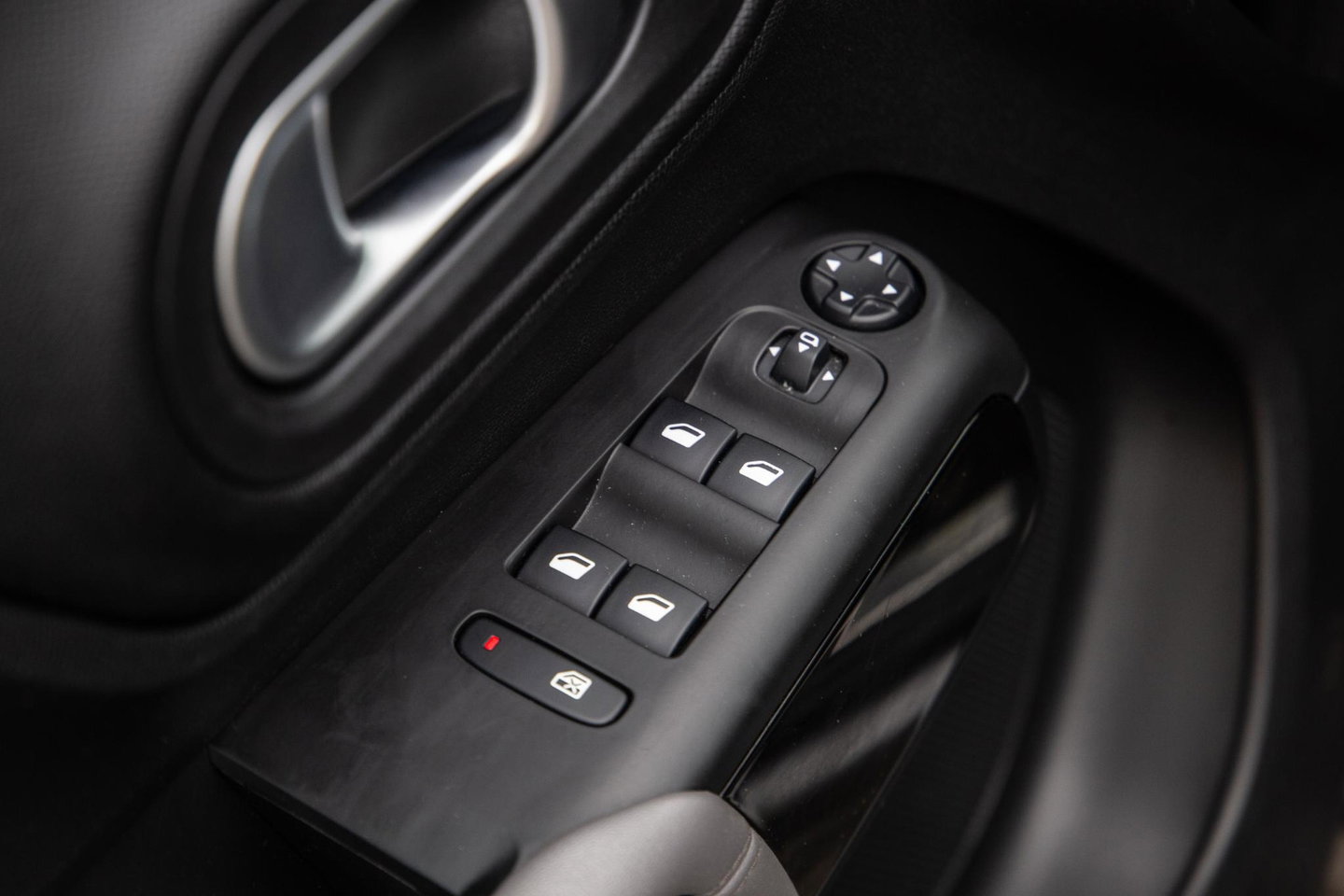 Citroën C5 Aircross 1.6 Plug-in Hybrid 225 Shine AIRCO / CRUISE CONTROLE / CARPLAY / DEALER ONDERHOUDEN / PHEV