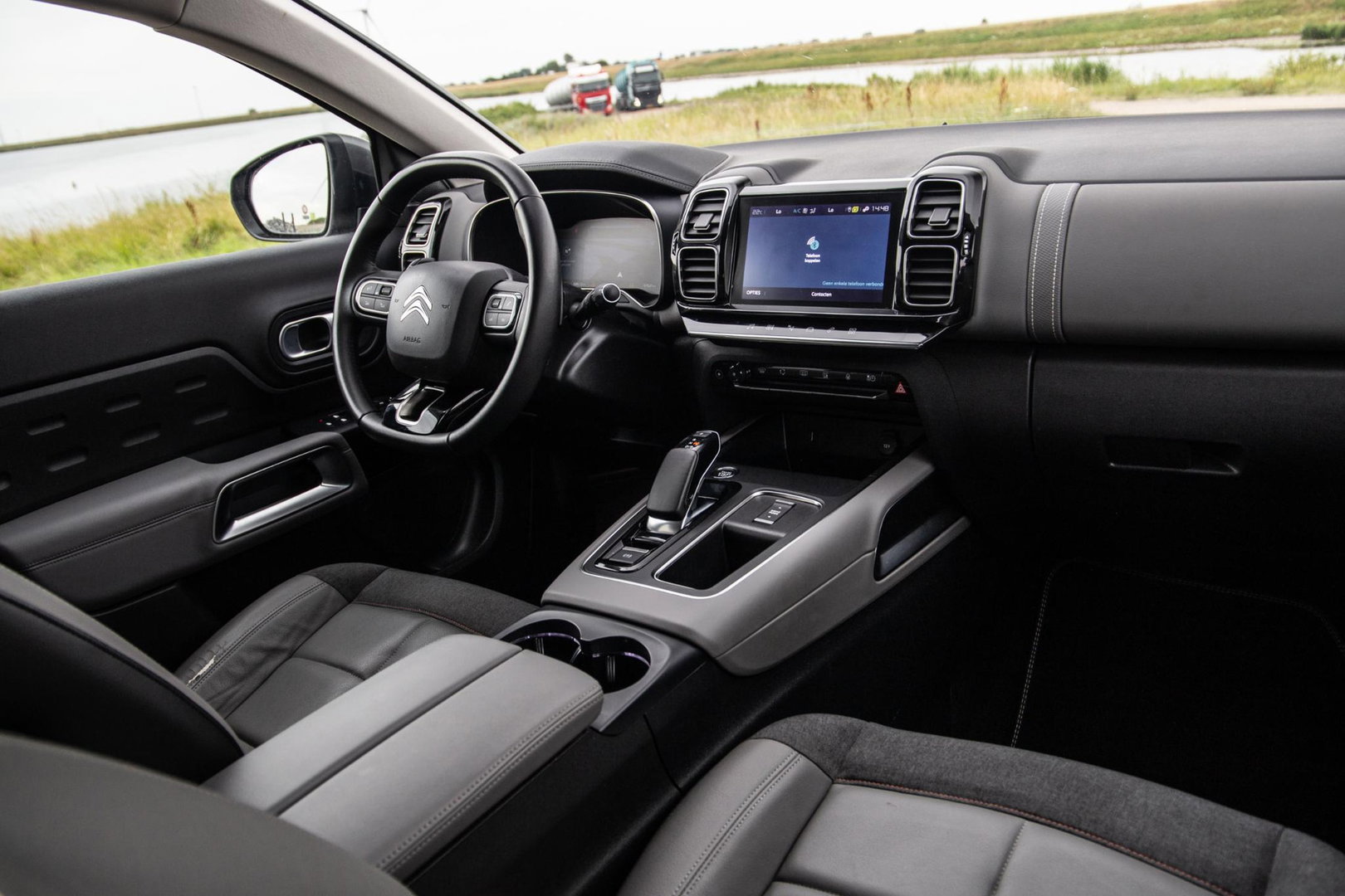 Citroën C5 Aircross 1.6 Plug-in Hybrid 225 Shine AIRCO / CRUISE CONTROLE / CARPLAY / DEALER ONDERHOUDEN / PHEV
