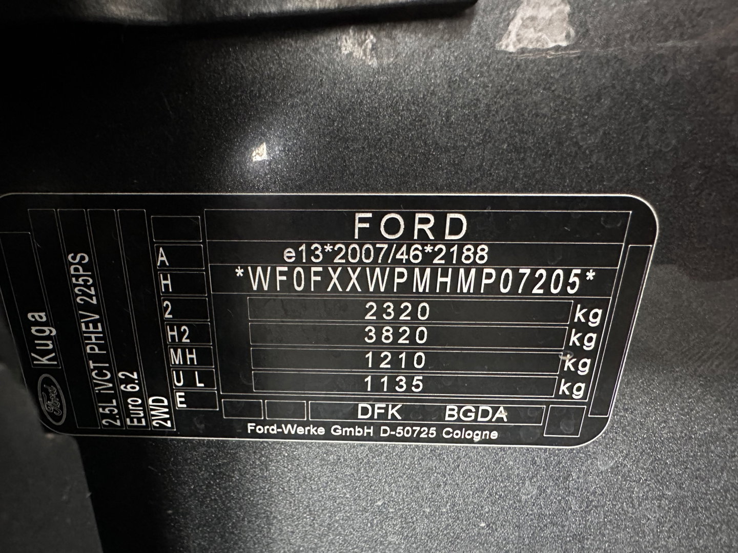 Ford Kuga 2.5 PHEV ST-Line X (Plug-in) {SoH-89%} (INCL-BTW) Aut. *DIGI-COCKPIT | LEATHER-MICROFIBRE | ADAPTIVE-CRUISE | BLINDSPOT | FULL-LED | KEYLESS | DAB | CARPLAY | NAVI-FULLMAP | HEATED-SPORTSEATS | PRIVACY-GLASS | TOWBAR | 19"ALU*