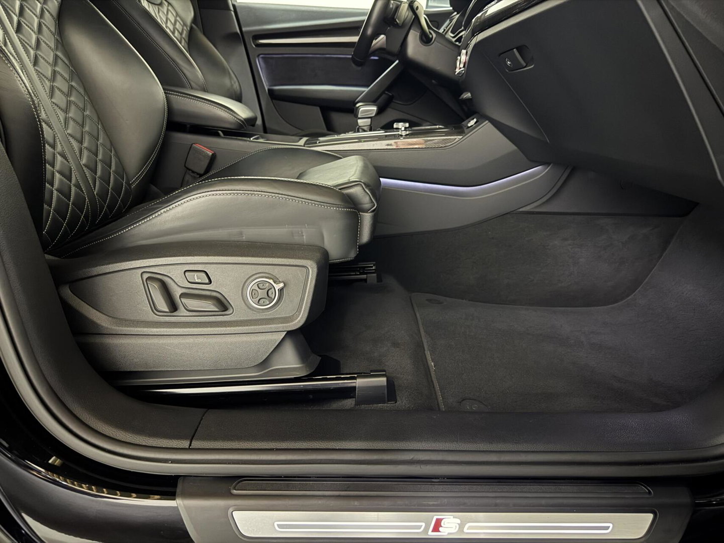 Audi SQ5 3.0 TFSI SQ5 Quattro Pano RS Seats Luchtvering B&O Massage