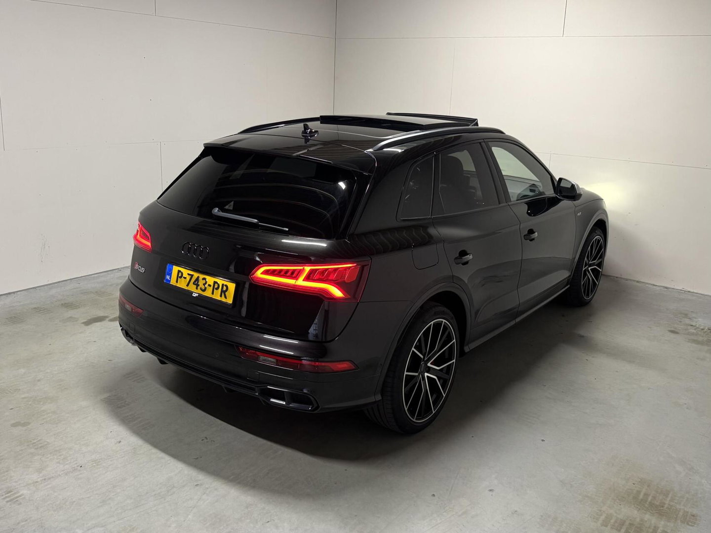 Audi SQ5 3.0 TFSI SQ5 Quattro Pano RS Seats Luchtvering B&O Massage