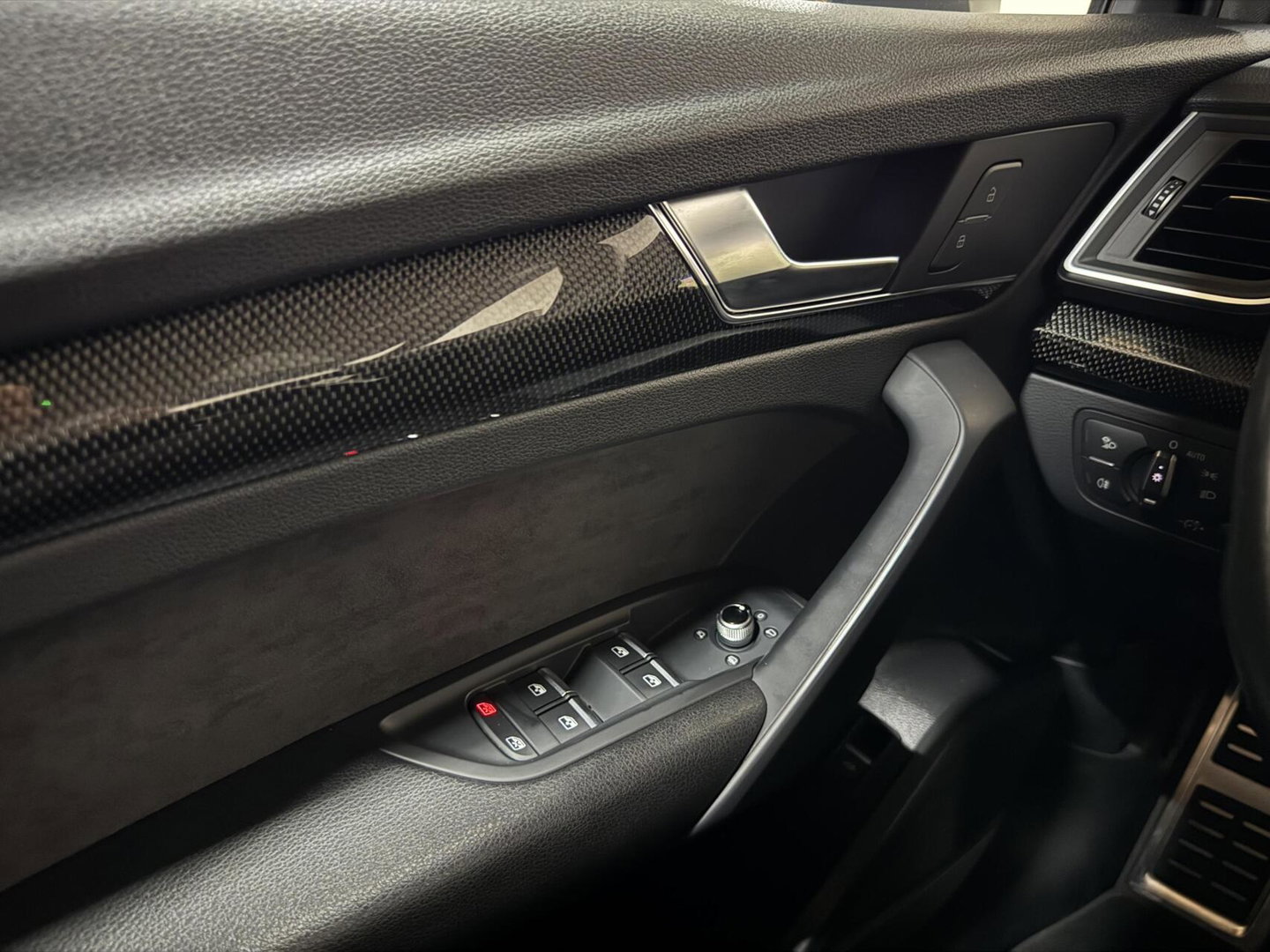 Audi SQ5 3.0 TFSI SQ5 Quattro Pano RS Seats Luchtvering B&O Massage