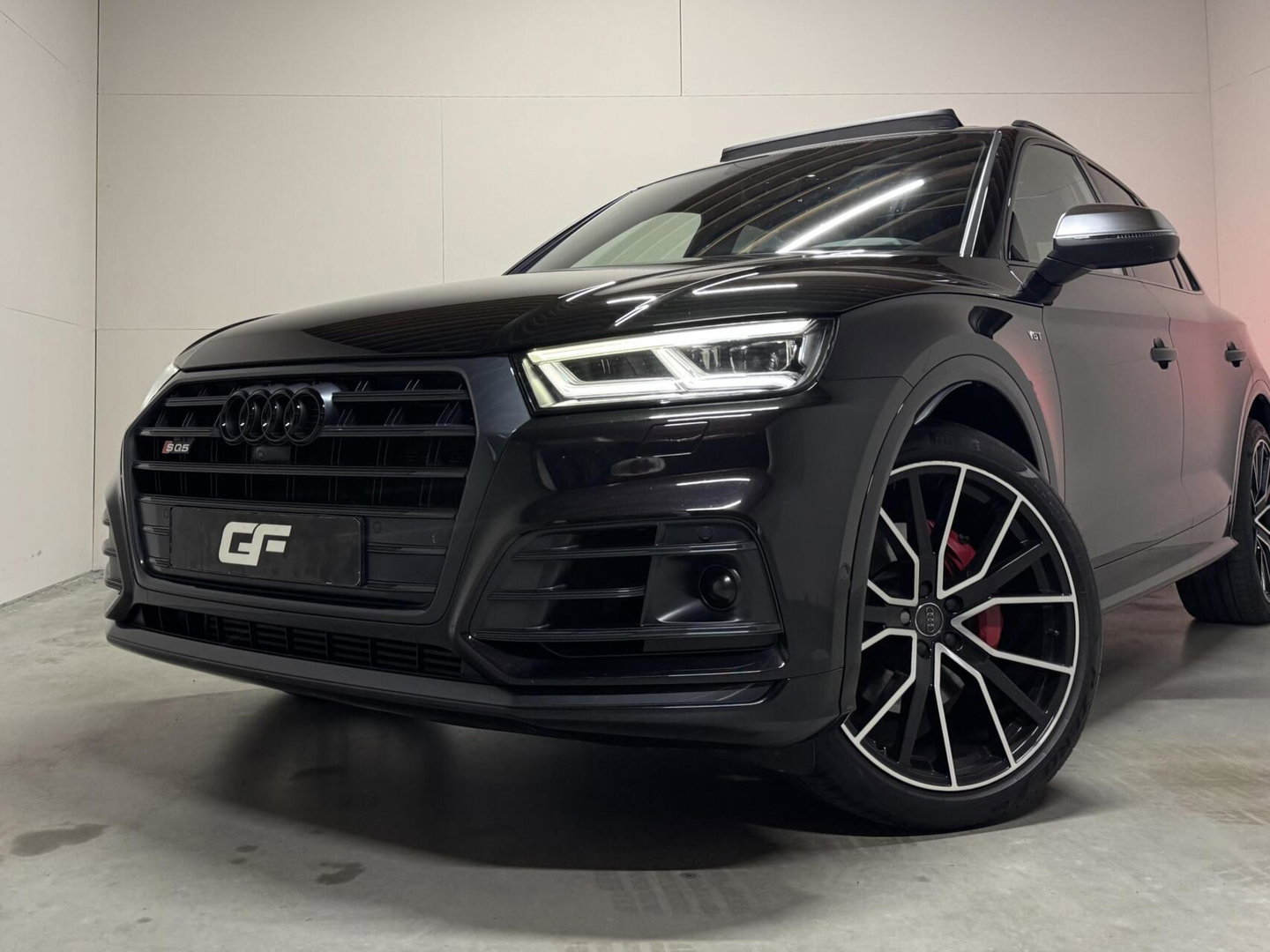 Audi SQ5 3.0 TFSI SQ5 Quattro Pano RS Seats Luchtvering B&O Massage