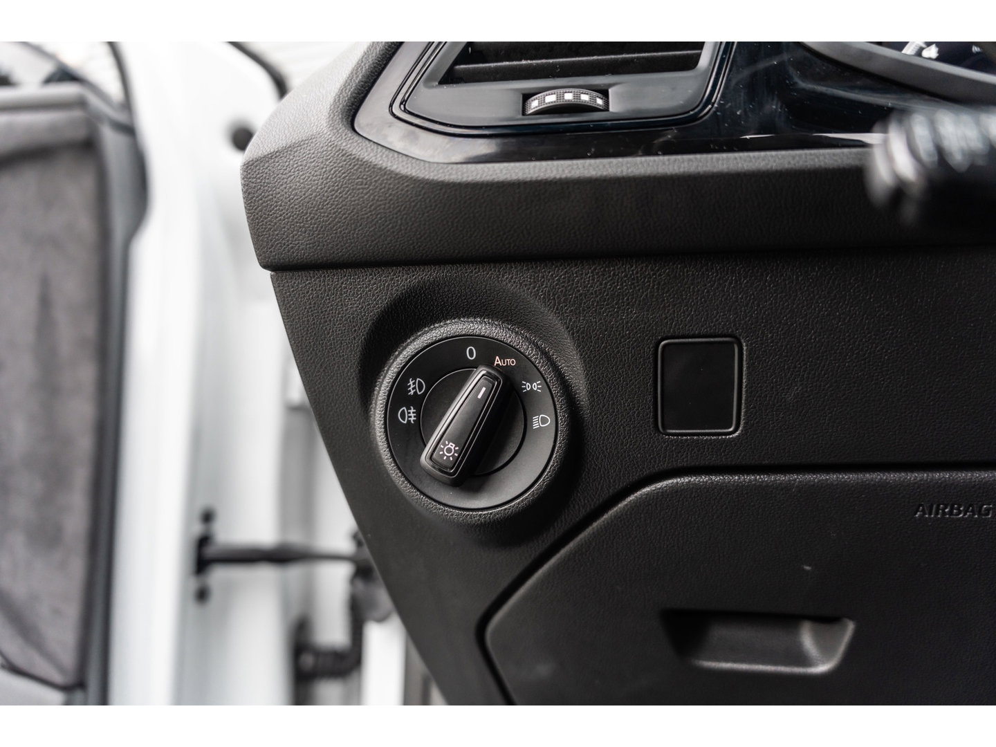 SEAT Leon 2.0 TSI CUPRA PANO BEATS VIRTUAL KEYLESS CAMERA