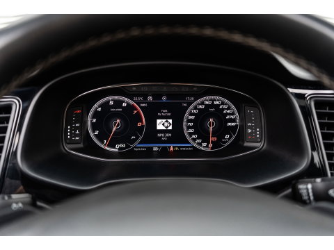 SEAT Leon 2.0 TSI CUPRA PANO BEATS VIRTUAL KEYLESS CAMERA