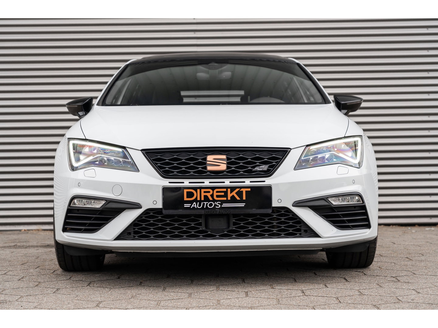 SEAT Leon 2.0 TSI CUPRA PANO BEATS VIRTUAL KEYLESS CAMERA