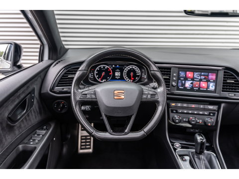 SEAT Leon 2.0 TSI CUPRA PANO BEATS VIRTUAL KEYLESS CAMERA