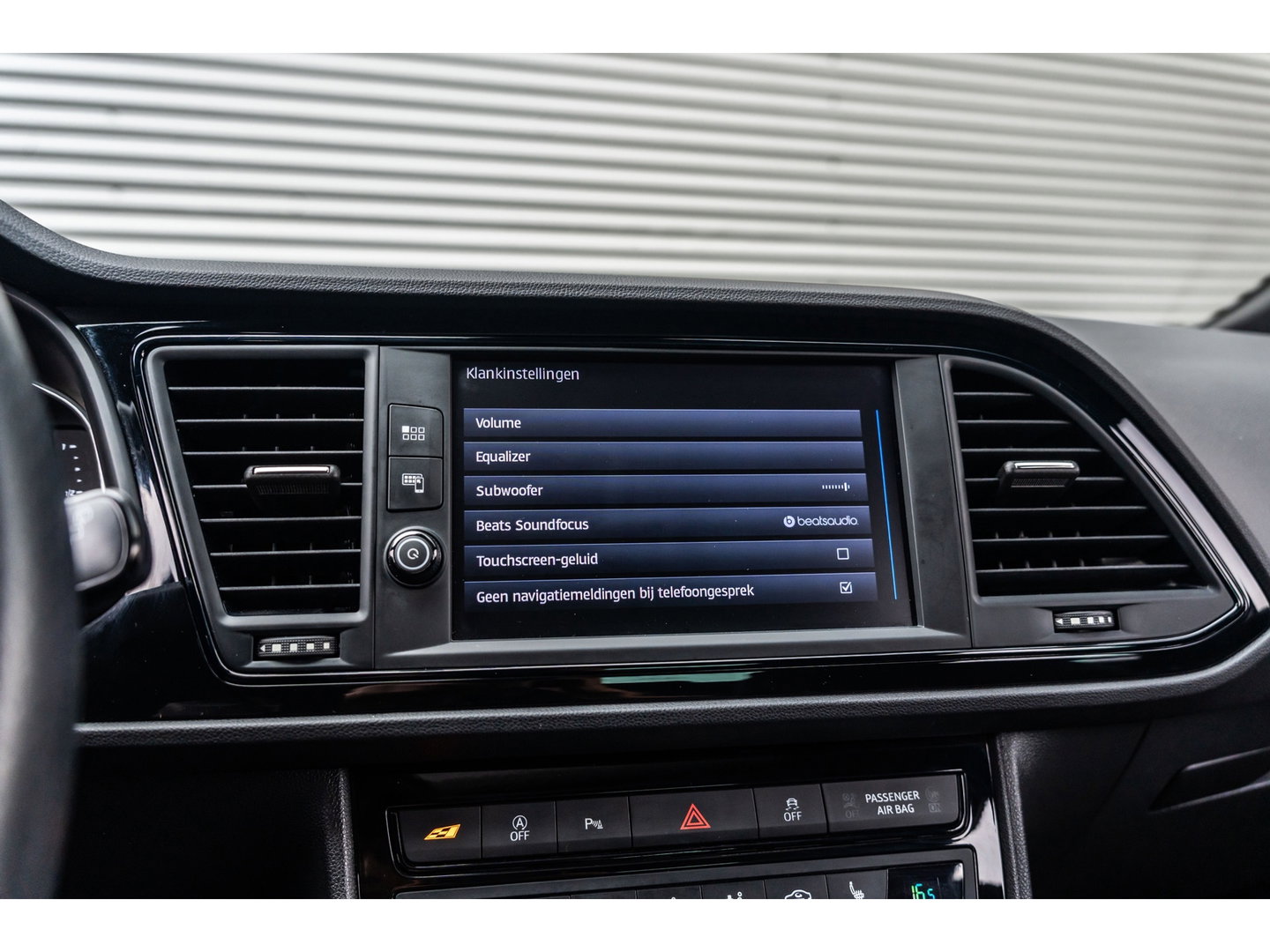 SEAT Leon 2.0 TSI CUPRA PANO BEATS VIRTUAL KEYLESS CAMERA