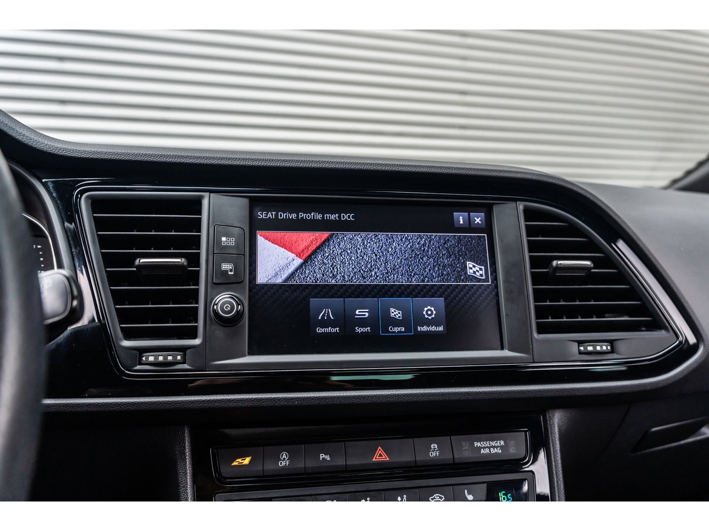 SEAT Leon 2.0 TSI CUPRA PANO BEATS VIRTUAL KEYLESS CAMERA