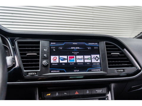 SEAT Leon 2.0 TSI CUPRA PANO BEATS VIRTUAL KEYLESS CAMERA