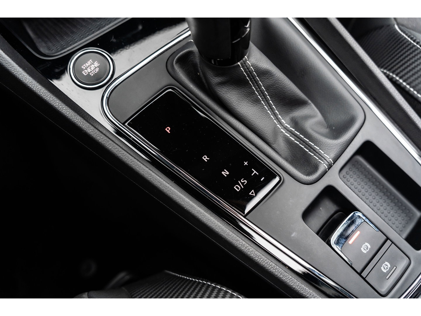 SEAT Leon 2.0 TSI CUPRA PANO BEATS VIRTUAL KEYLESS CAMERA