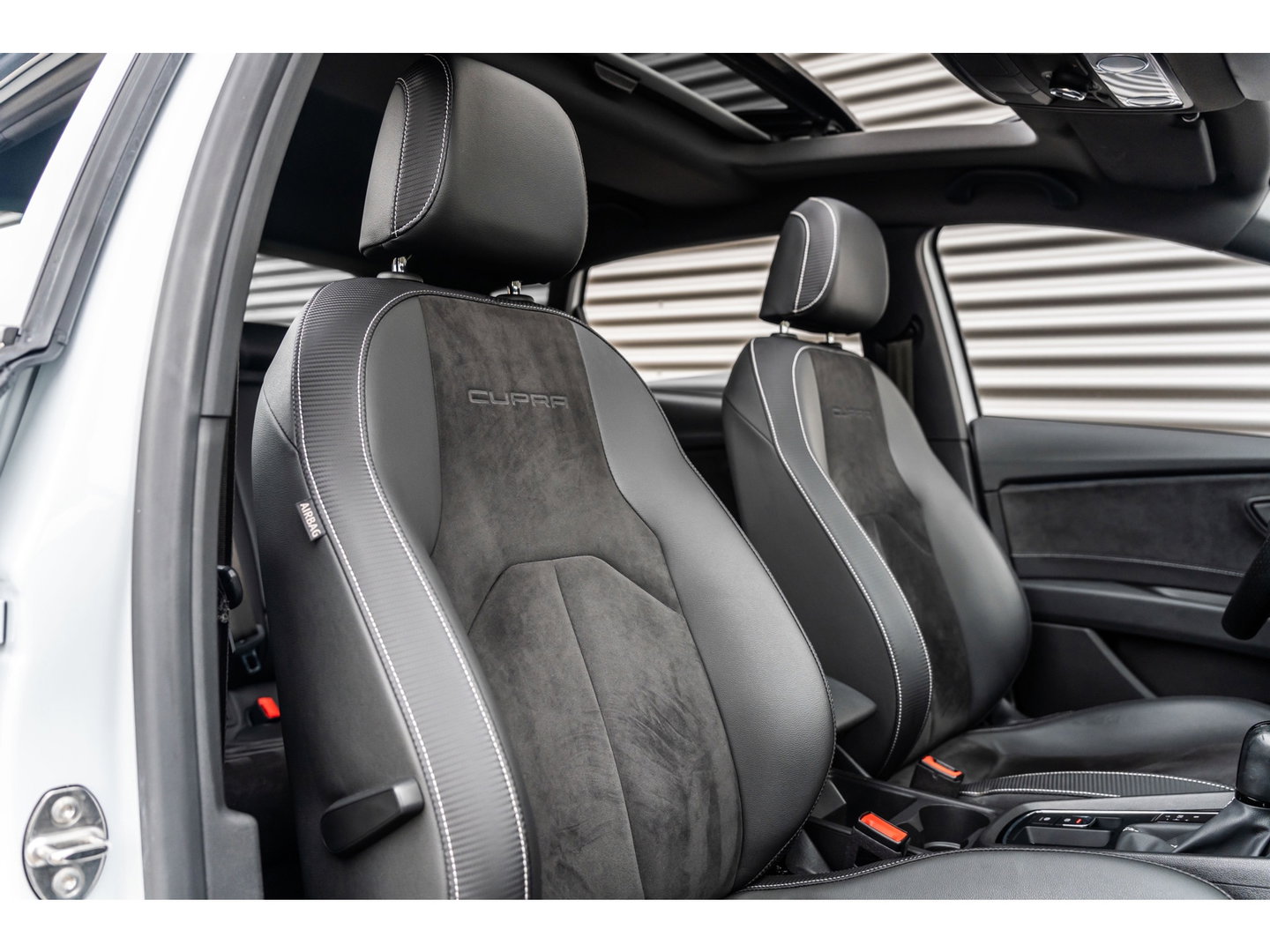 SEAT Leon 2.0 TSI CUPRA PANO BEATS VIRTUAL KEYLESS CAMERA