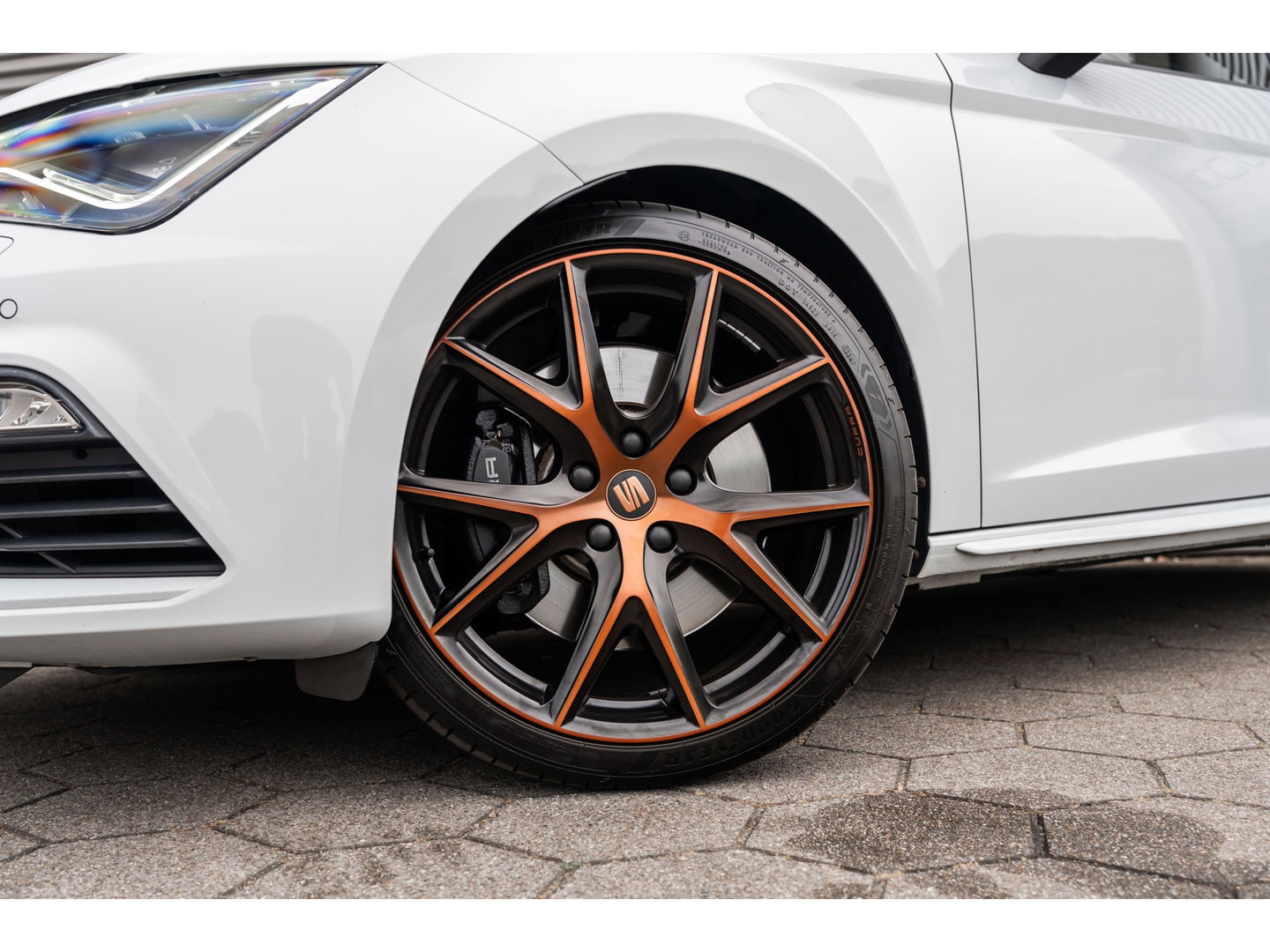 SEAT Leon 2.0 TSI CUPRA PANO BEATS VIRTUAL KEYLESS CAMERA