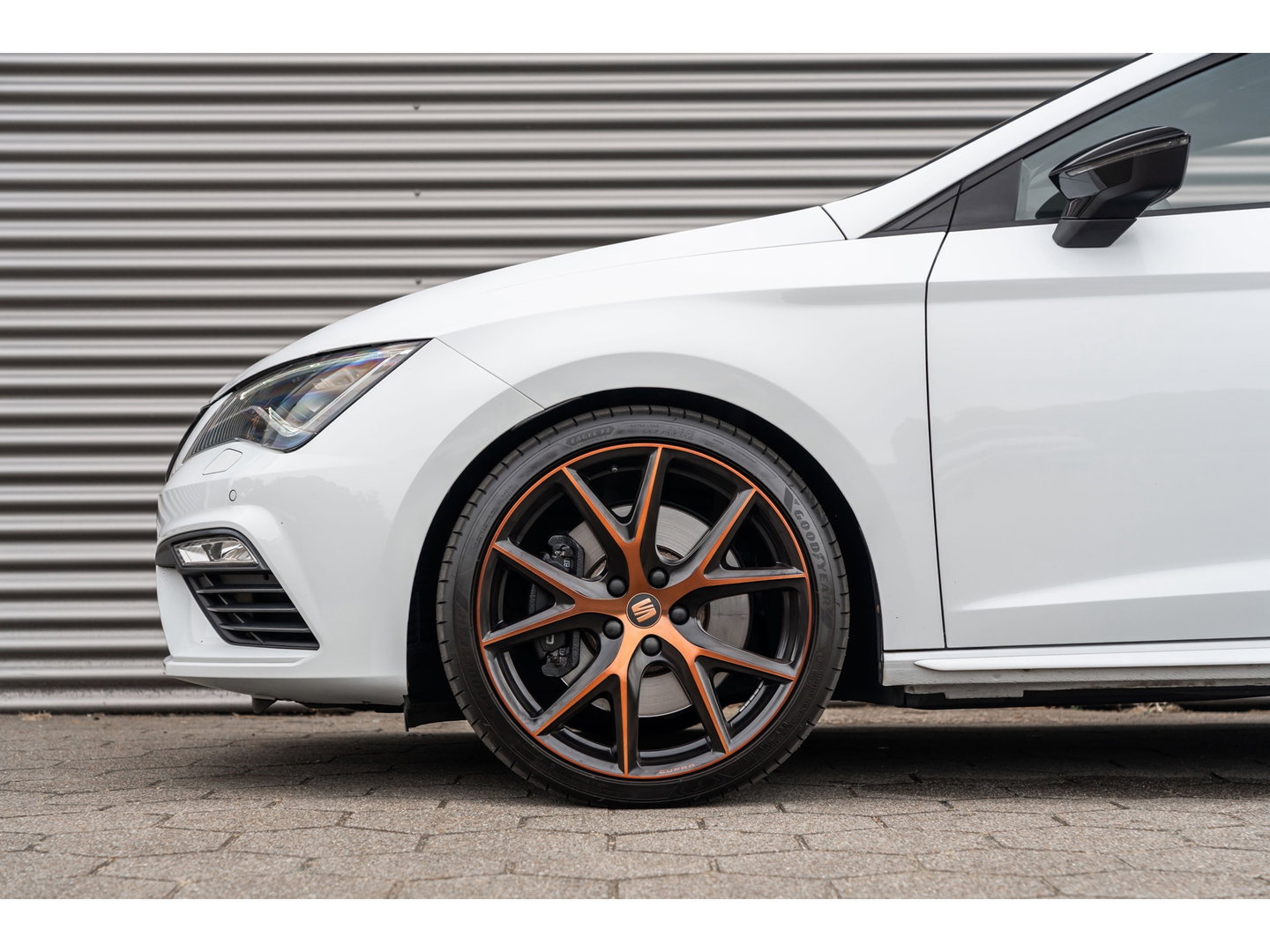 SEAT Leon 2.0 TSI CUPRA PANO BEATS VIRTUAL KEYLESS CAMERA
